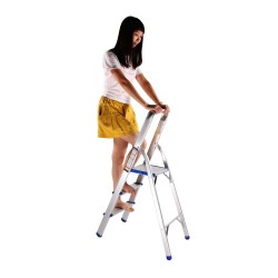 FixtureDisplays Folding 3-Step Ladder with Hand Grip and Aluminium Steps, 330-Pound Weight Capacity, Silver Finish 15601